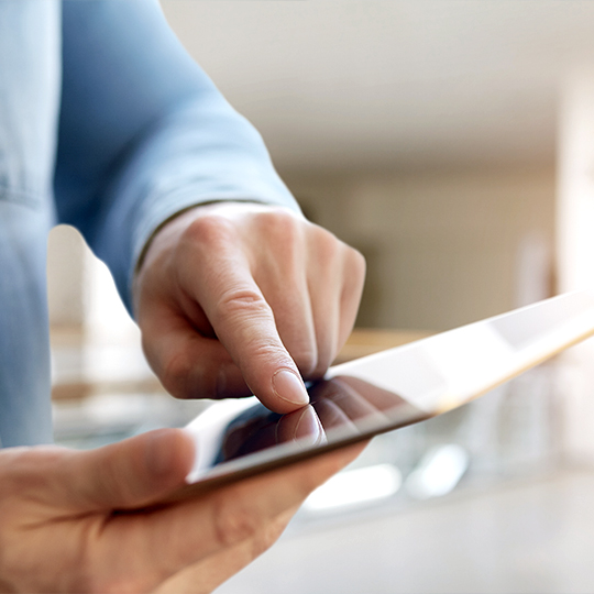 Gestión de expedientes del empleado en la oficina